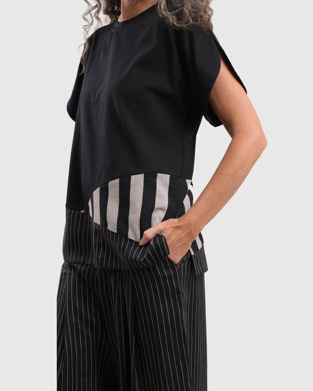 Alembika Stripe Trim Boxy Tee, Bars 5 Alembika Stripe Trim Boxy Tee, Bars