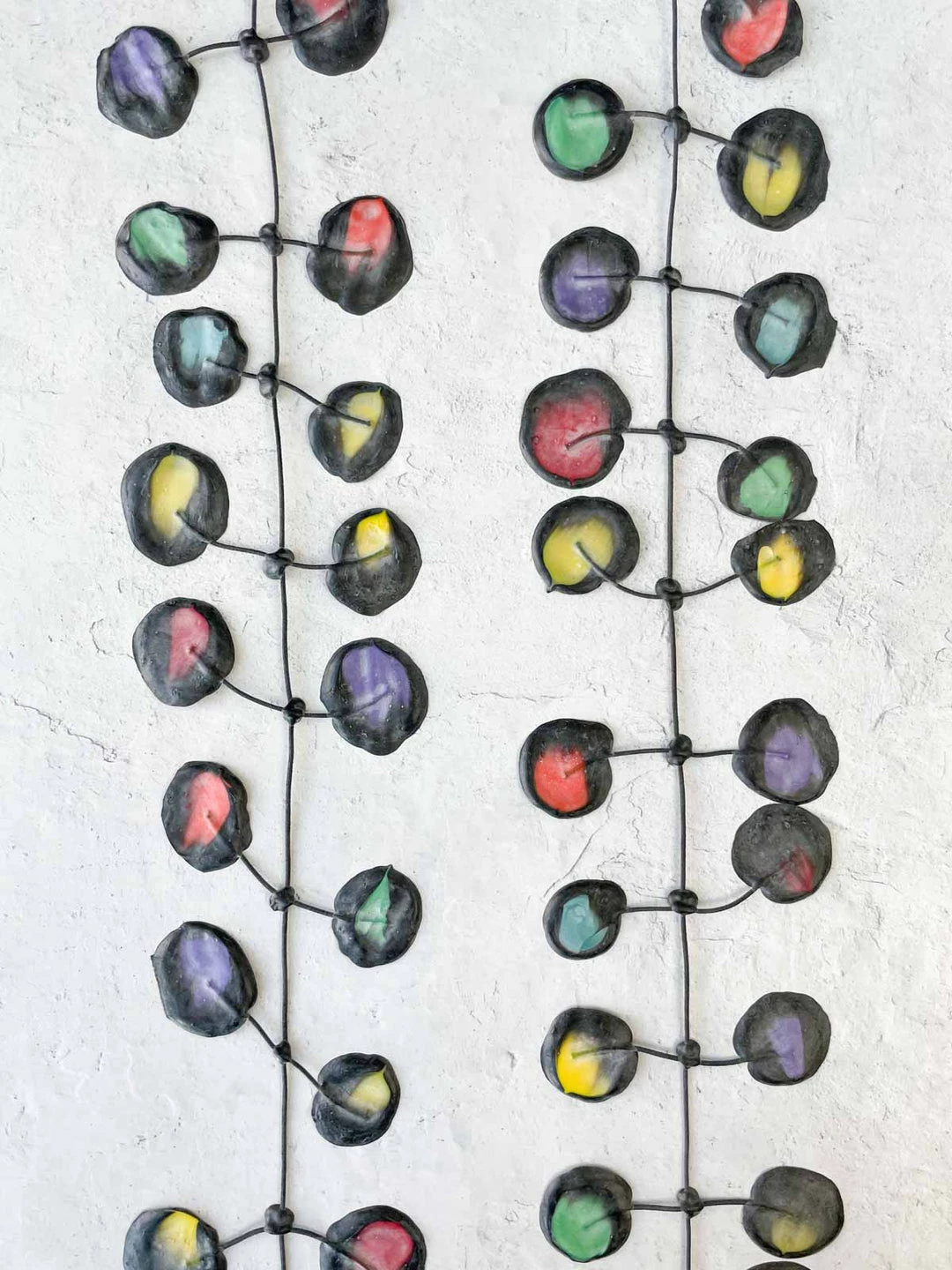 Annemieke Broenink Annemieke Broenink Poppy Necklace, Hibiscus 5 Annemieke Broenink Annemieke Broenink Poppy Necklace, Hibiscus