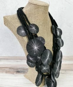 Beyond Threads Beyond Threads Platillos Saucers Necklace, Black 7 Beyond Threads Beyond Threads Platillos Saucers Necklace, Black