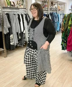 Bodil Hi Lo Pocket Top, Check Bodil