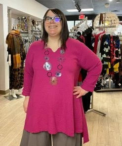 Bodil Notch Neck Hi Lo Tunic, Dragonfruit Bodil