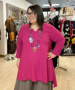 Bodil Notch Neck Hi Lo Tunic, Dragonfruit Bodil
