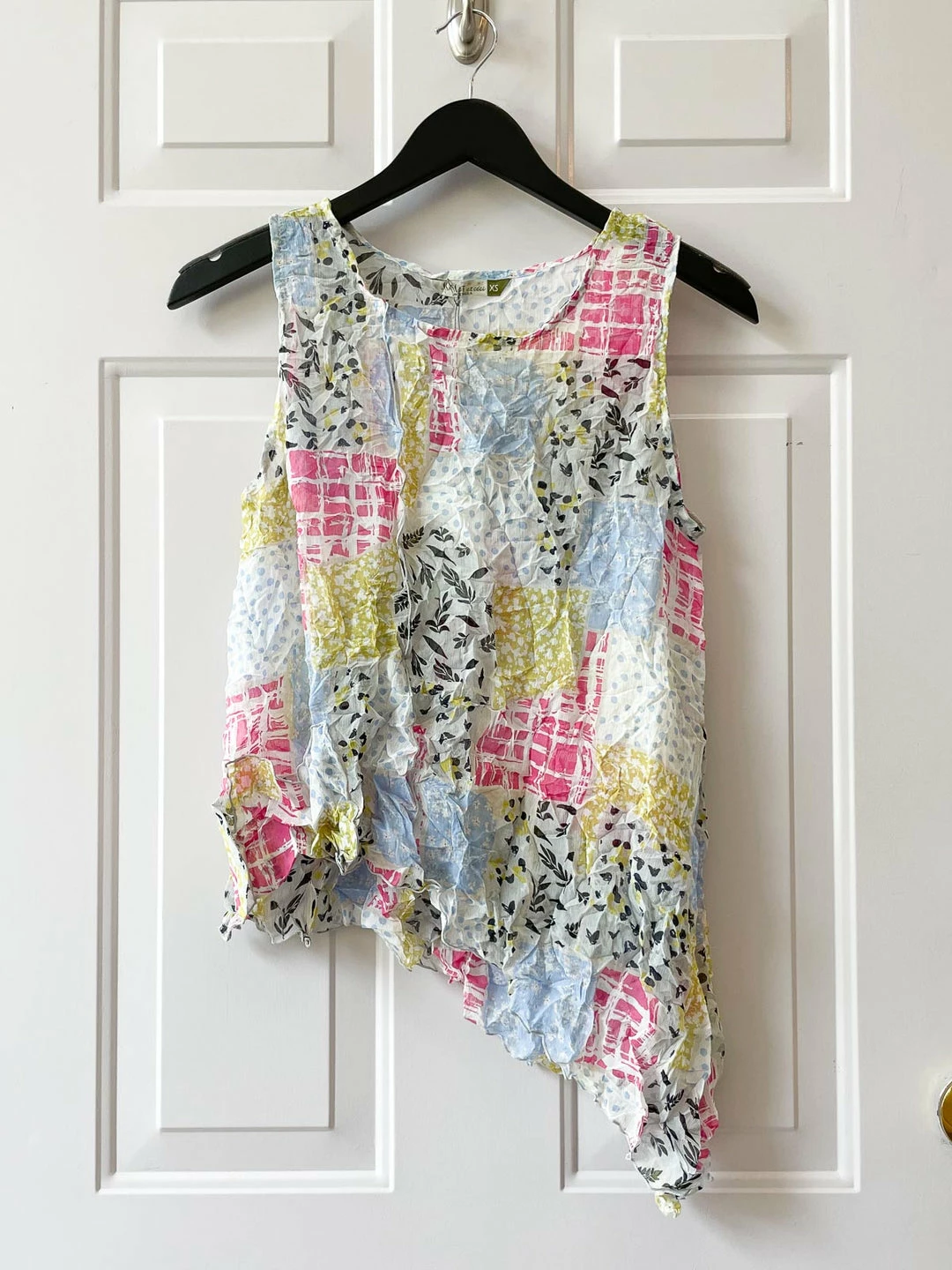 Chalet Eleanor Tank, Patch