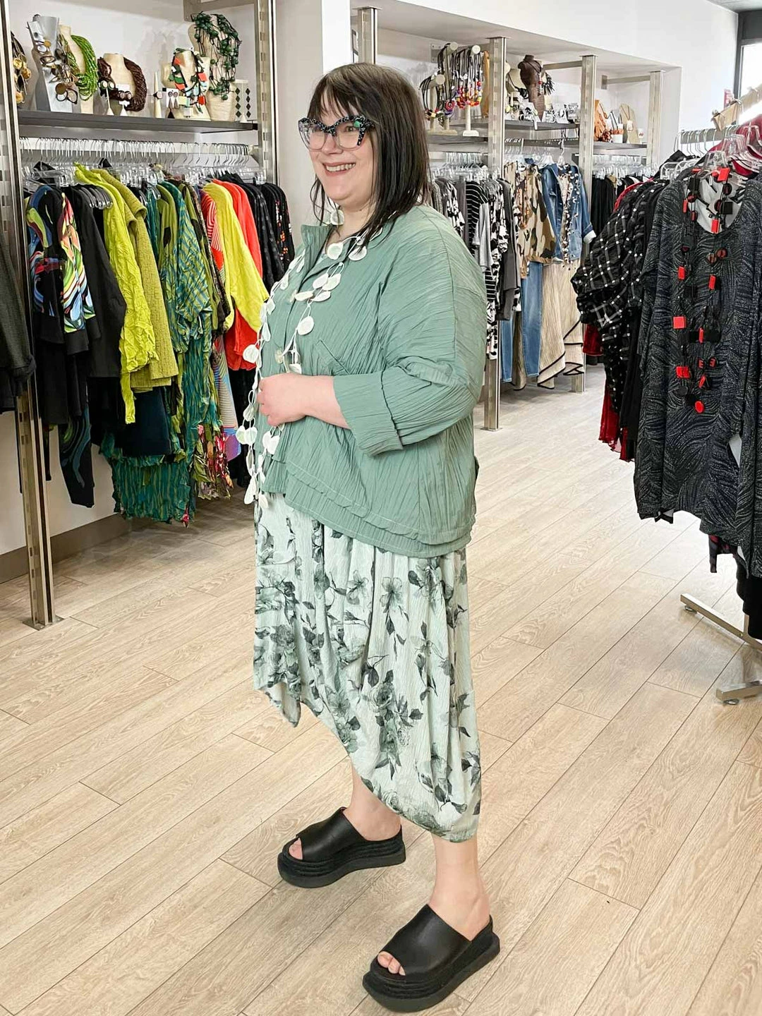 Dress To Kill Dress To Kill Folded Bottom Jacket, Green Pleat 5 Dress To Kill Dress To Kill Folded Bottom Jacket, Green Pleat