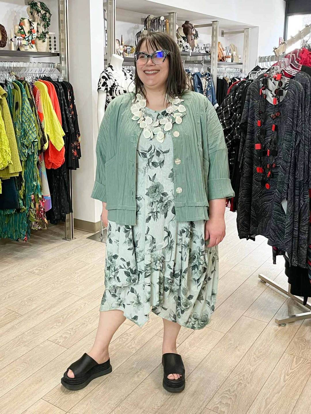 Dress To Kill Dress To Kill Folded Bottom Jacket, Green Pleat 9 Dress To Kill Dress To Kill Folded Bottom Jacket, Green Pleat