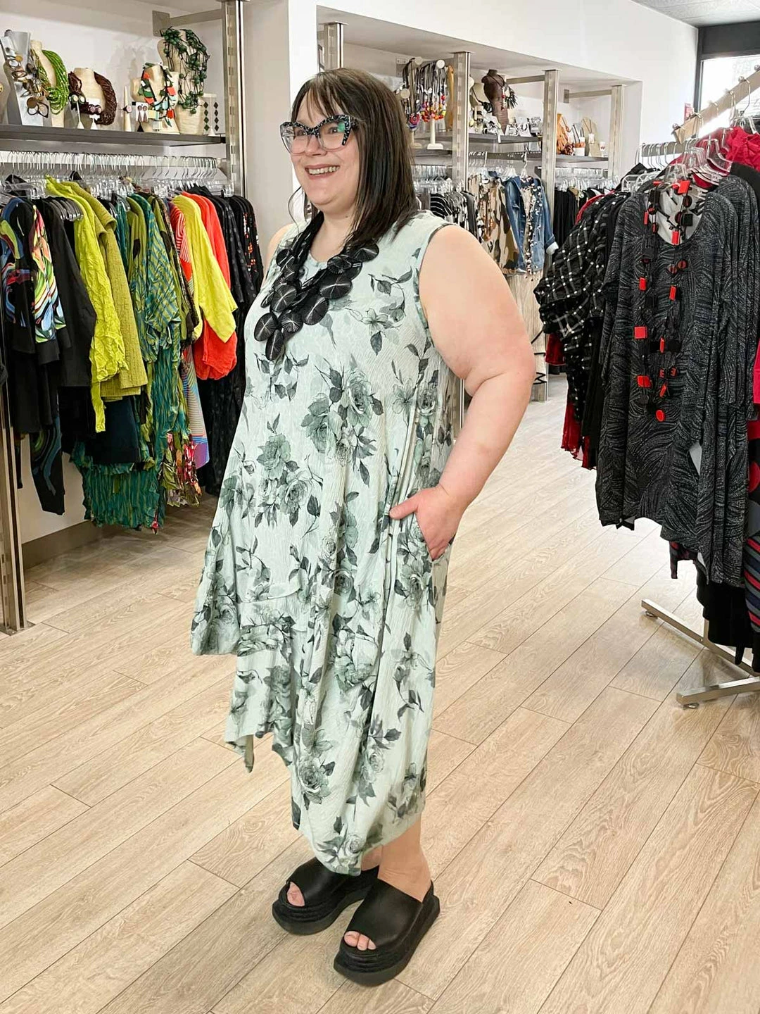 Dress To Kill Glamour Tuck Dress, Mint Black Floral 6 Dress To Kill Glamour Tuck Dress, Mint Black Floral