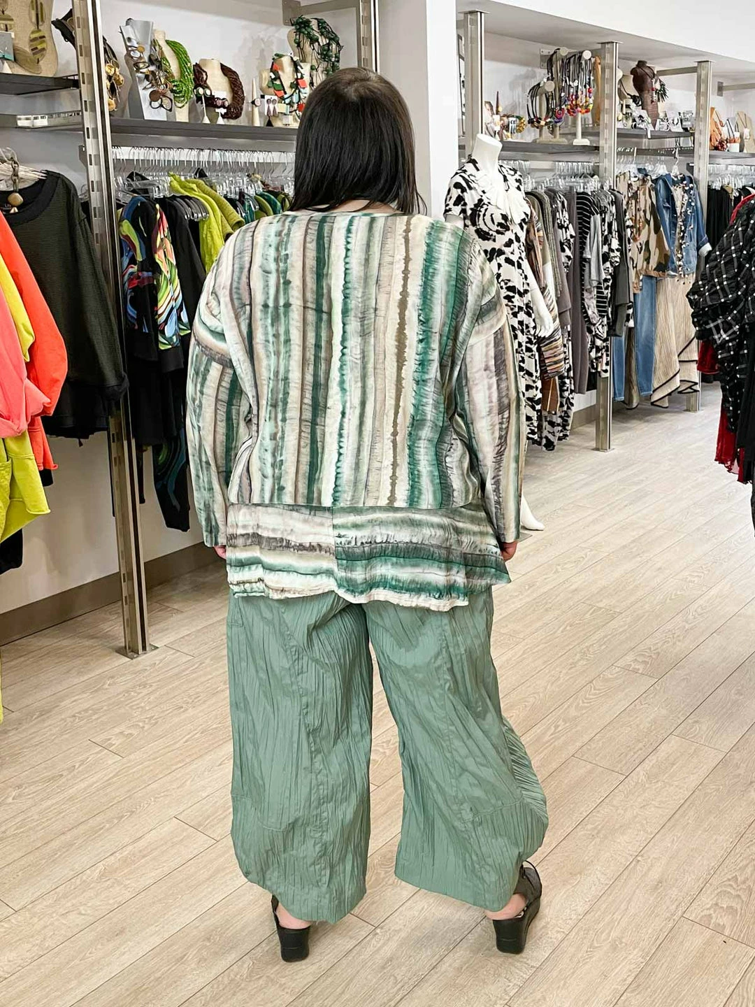 Dress To Kill Dress To Kill Long Sleeve Flounce Pullover, Green Brown Tie Dye