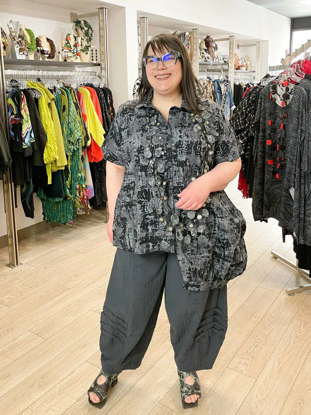 Dress To Kill Dress To Kill Multi Folded Pant, Navy Stripe 8 Dress To Kill Dress To Kill Multi Folded Pant, Navy Stripe