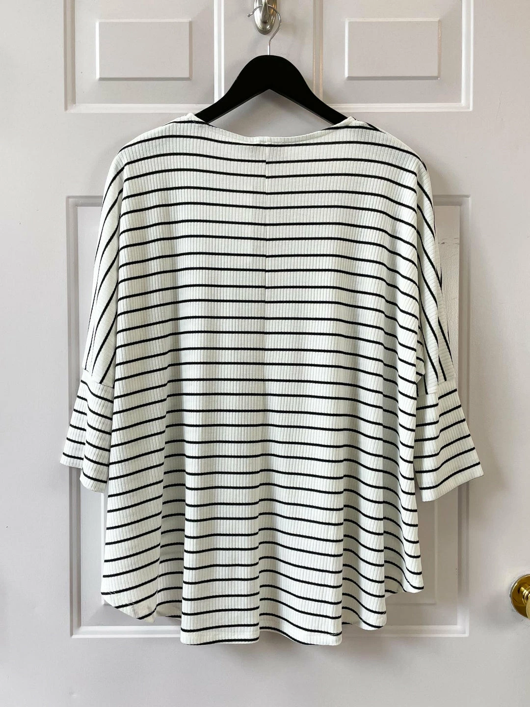 Isle By Melis Kozan Hi Lo Dolman Sleeve Top, Notte Isle By Melis Kozan