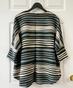 Isle By Melis Kozan Isle By Melis Kozan Hi Lo Dolman Sleeve Top, Stage