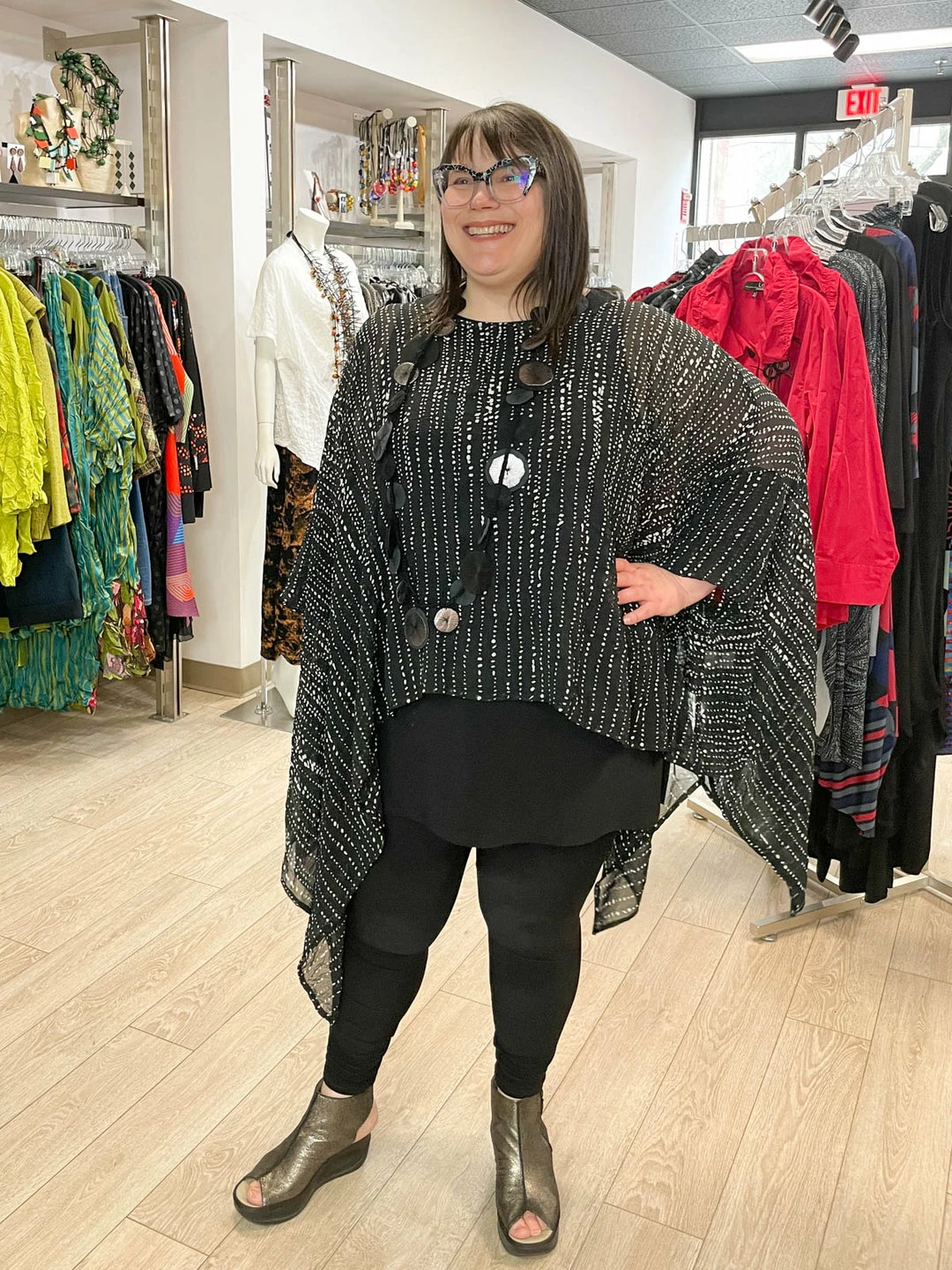 Kedem Sasson Sheer Crush Side Drape Topper, Stripes/Dots Kedem Sasson 3 Kedem Sasson Sheer Crush Side Drape Topper, Stripes/Dots Kedem Sasson