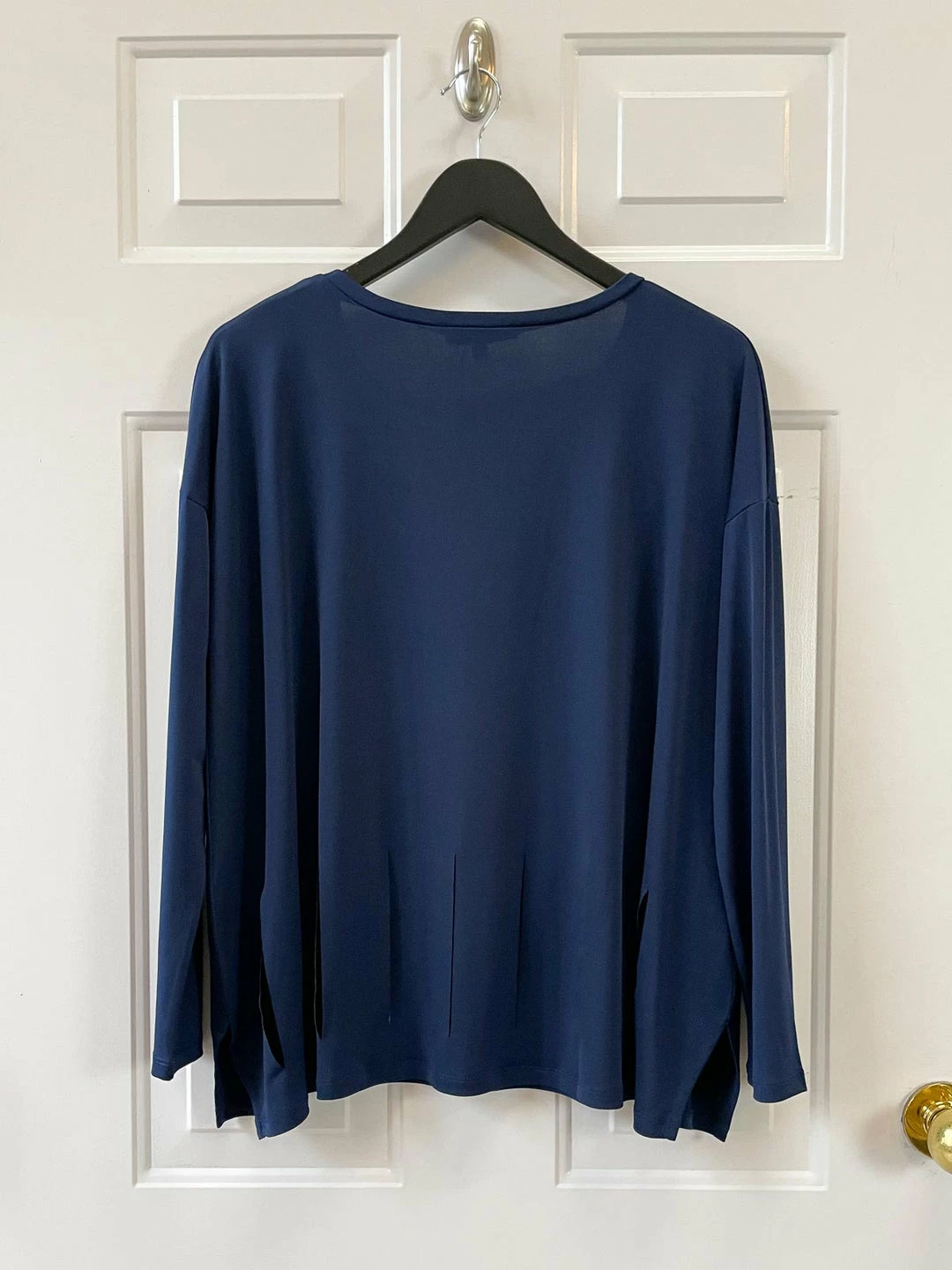 Kozan Delano Top, Deep Cut Out 12 Kozan Delano Top, Deep Cut Out