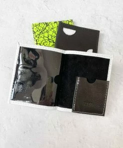 Riel Vax Card Holder, White/Black Dots 5 Riel Vax Card Holder, White/Black Dots