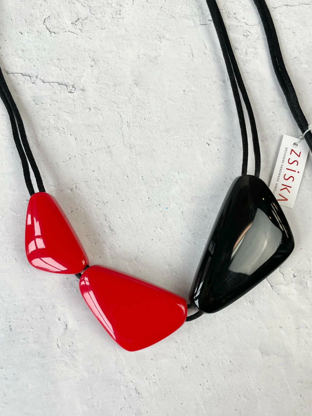 Zsiska Zsiska Olivia 3 Bead Adjustable Necklace, Red 5 Zsiska Zsiska Olivia 3 Bead Adjustable Necklace, Red